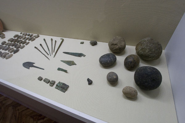 Alcune delle armi nuragiche presenti nel museo
